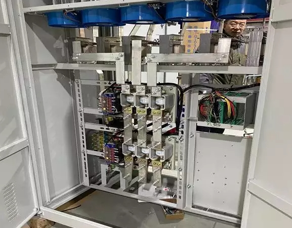 下雨天可以修變壓器嗎？不同情況下的修理方法分享